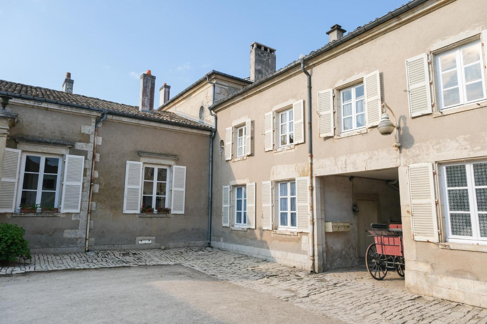 Chateau De Choloy Bagian luar foto