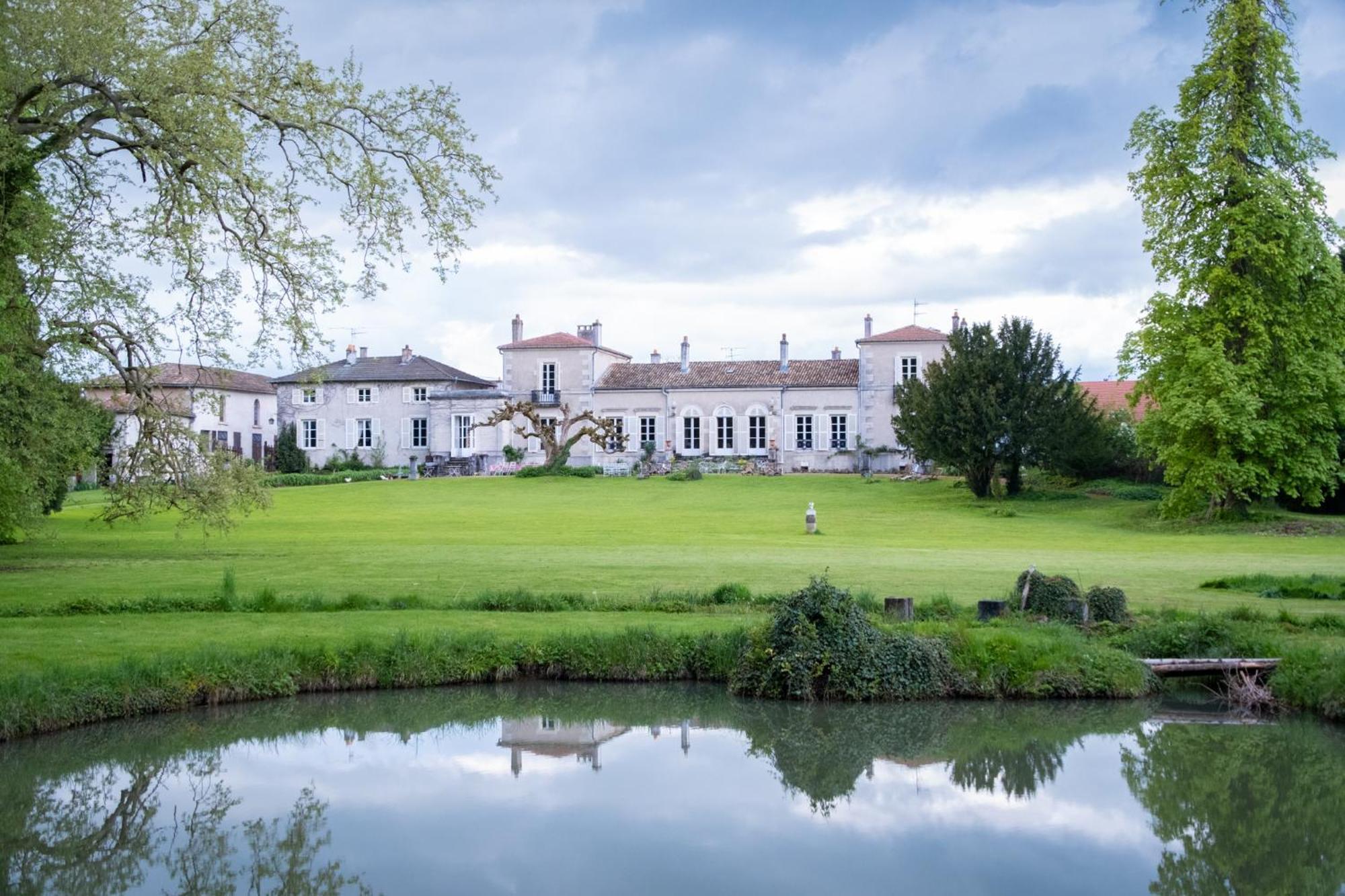 Chateau De Choloy Bagian luar foto