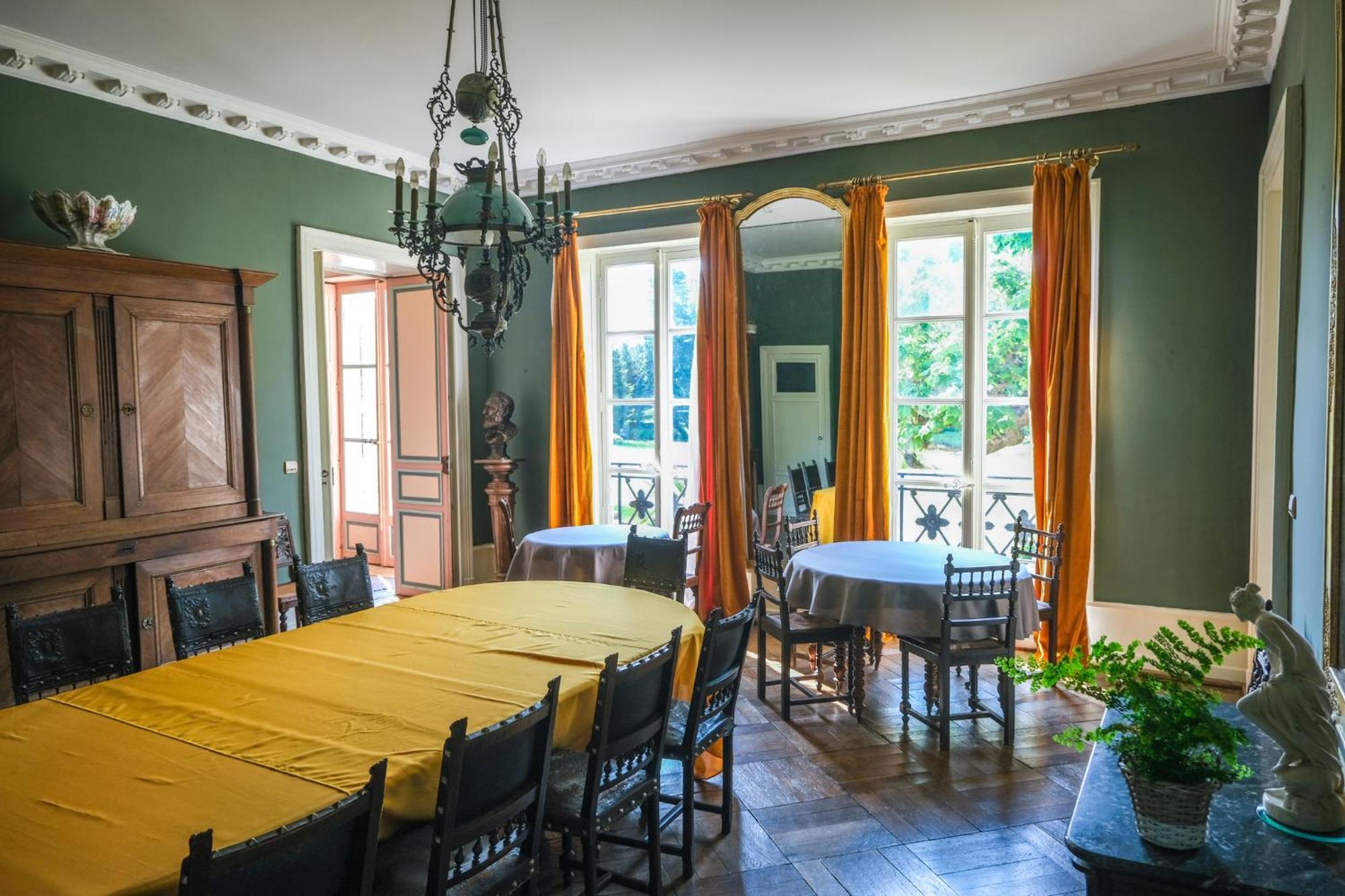Chateau De Choloy Bagian luar foto